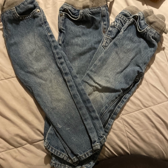 Three pairs of the same jeans - Picture 1 of 1